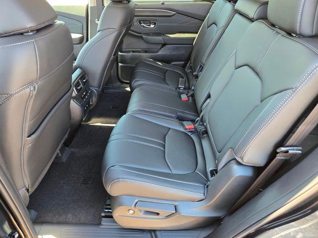 new 2026 Honda Pilot car, priced at $49,626