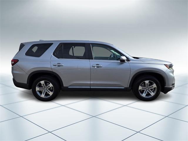 used 2024 Honda Pilot car, priced at $35,990
