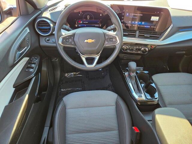 used 2025 Chevrolet Trax car, priced at $20,244