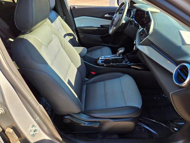 used 2025 Chevrolet Trax car, priced at $20,244