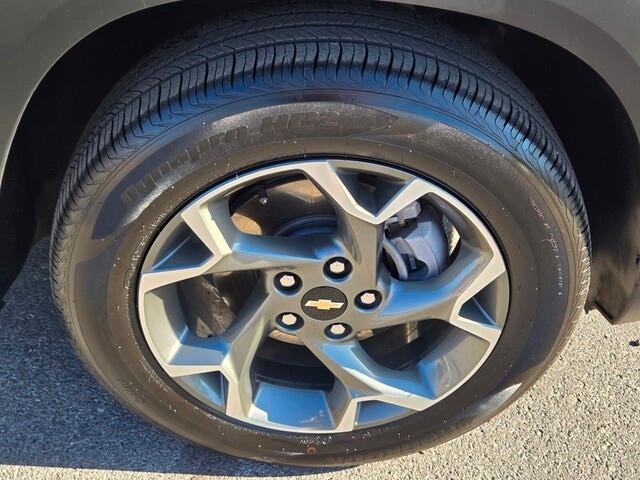 used 2025 Chevrolet Trax car, priced at $20,244