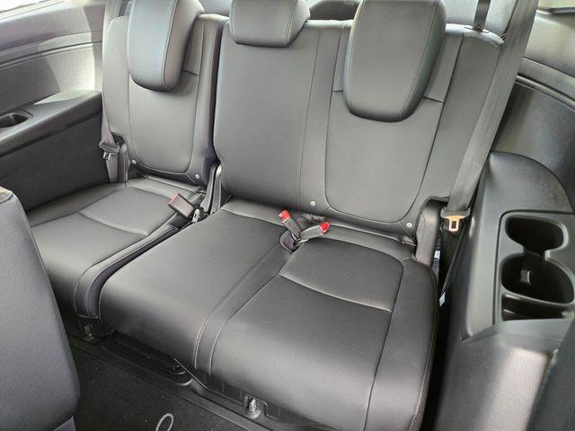 new 2026 Honda Odyssey car, priced at $44,082