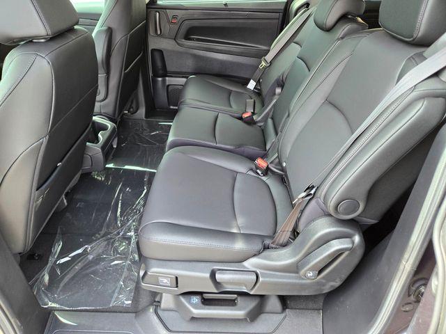 new 2026 Honda Odyssey car, priced at $44,082