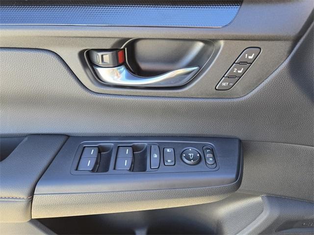 new 2026 Honda CR-V Hybrid car, priced at $39,965