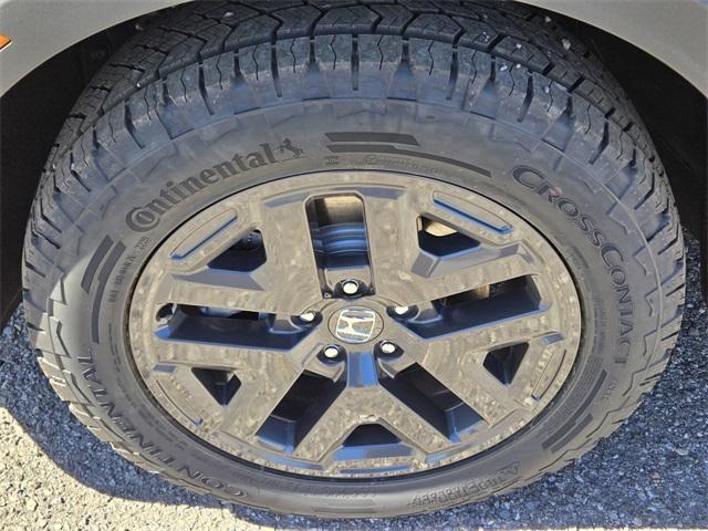 new 2026 Honda CR-V Hybrid car, priced at $38,600