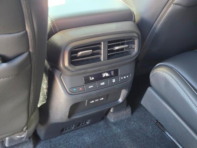 new 2025 Honda Pilot car, priced at $45,122