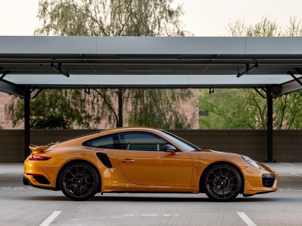 used 2018 Porsche 911 car, priced at $424,900