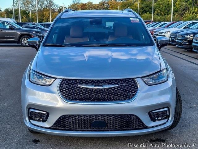 new 2026 Chrysler Pacifica car, priced at $52,738