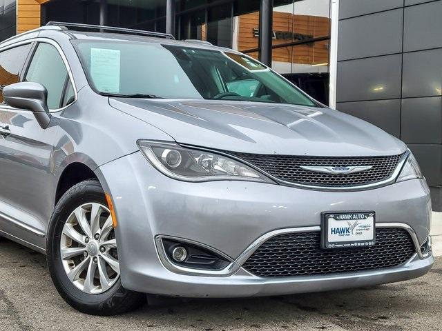 used 2018 Chrysler Pacifica car, priced at $13,661