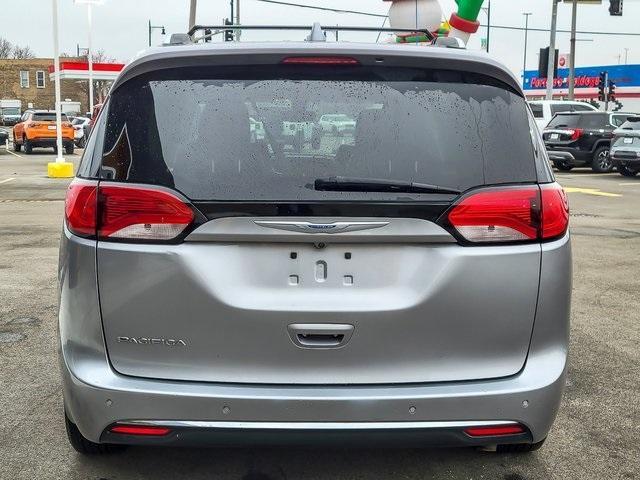 used 2018 Chrysler Pacifica car, priced at $13,661