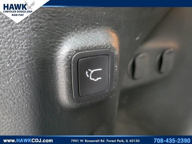 used 2023 Jeep Cherokee car, priced at $23,688