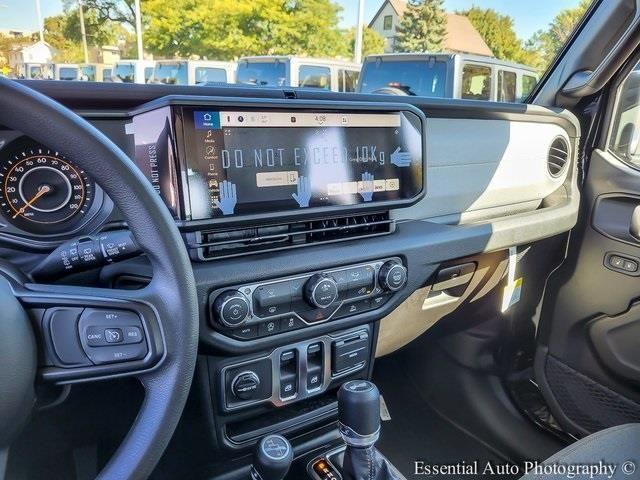 new 2026 Jeep Wrangler car, priced at $36,388