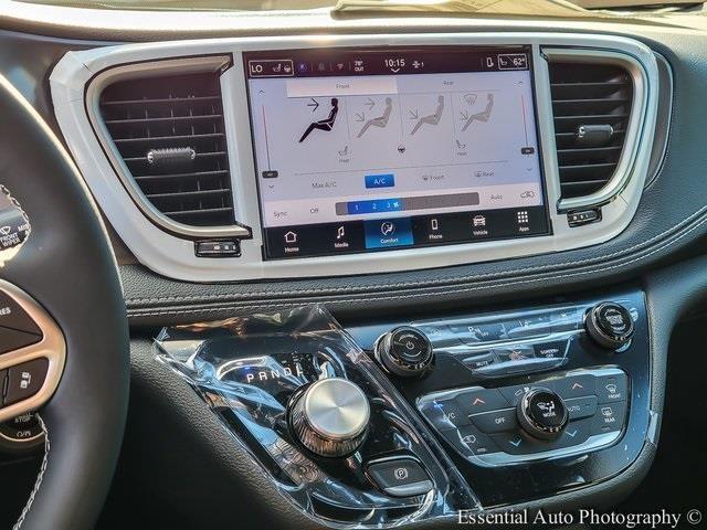 new 2026 Chrysler Pacifica car, priced at $36,738