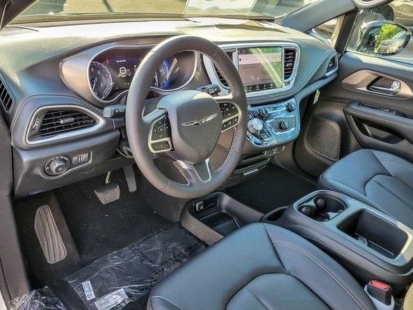 new 2026 Chrysler Pacifica car, priced at $36,738