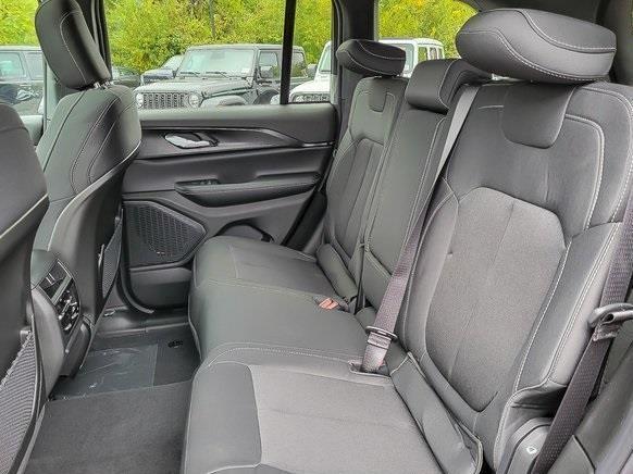 new 2025 Jeep Grand Cherokee car, priced at $36,288