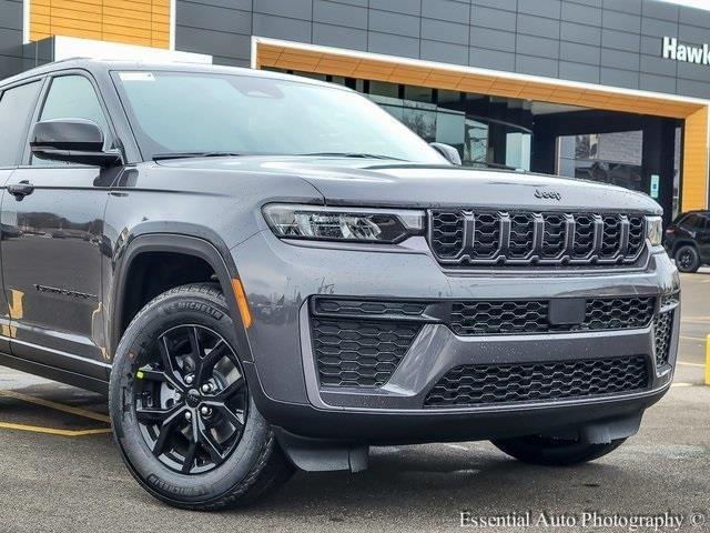 new 2026 Jeep Grand Cherokee car, priced at $43,912