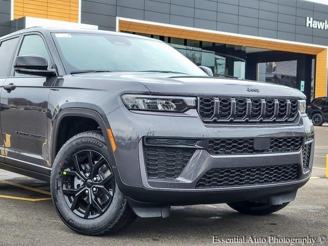 new 2026 Jeep Grand Cherokee car, priced at $44,912