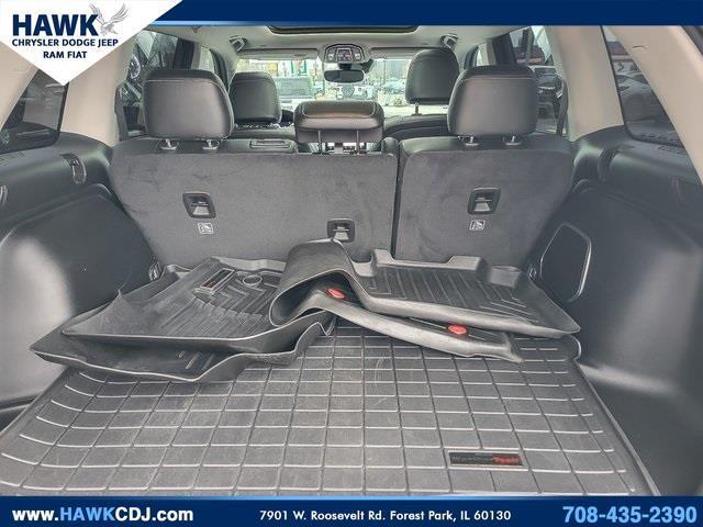 used 2023 Jeep Grand Cherokee car, priced at $27,998