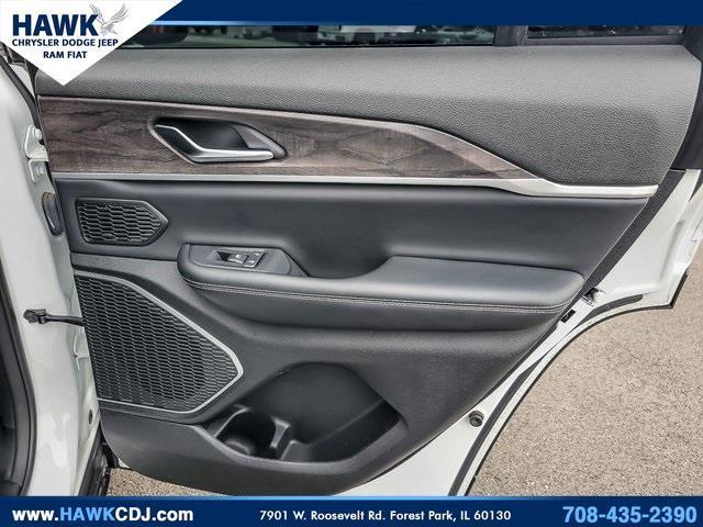 used 2023 Jeep Grand Cherokee car, priced at $27,998