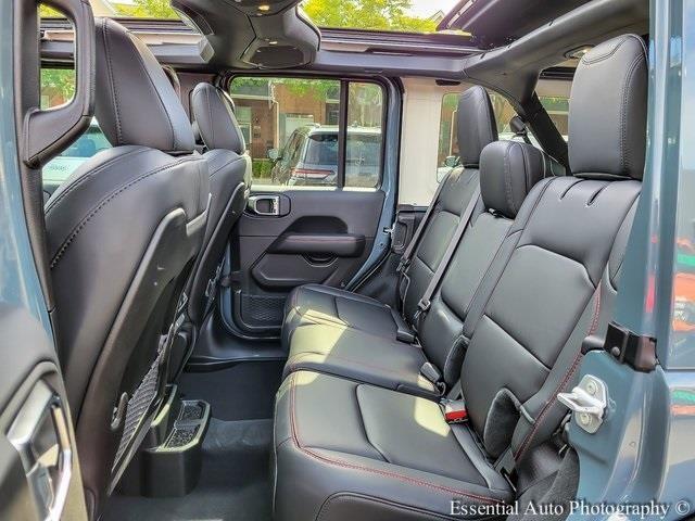 new 2025 Jeep Wrangler car, priced at $61,488