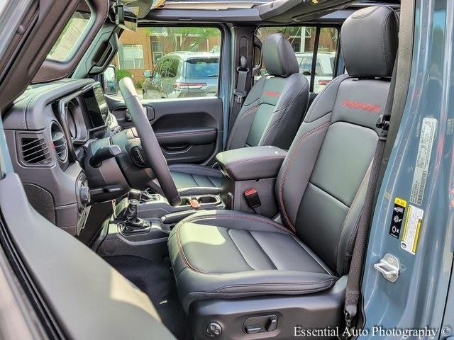 new 2025 Jeep Wrangler car, priced at $61,488