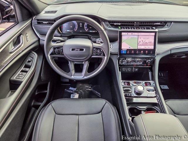 new 2025 Jeep Grand Cherokee car, priced at $51,292