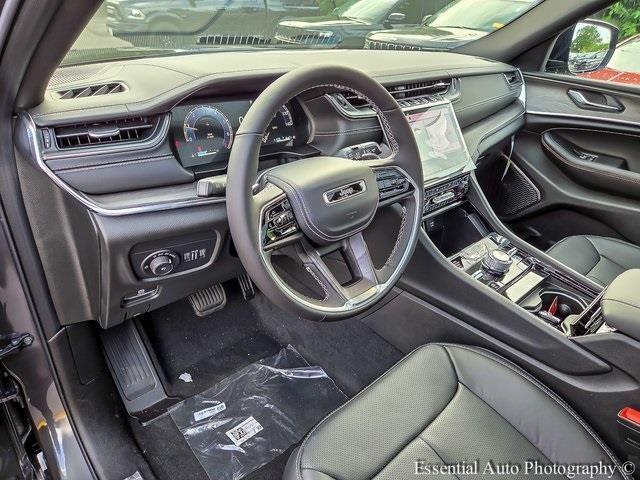 new 2025 Jeep Grand Cherokee car, priced at $51,292