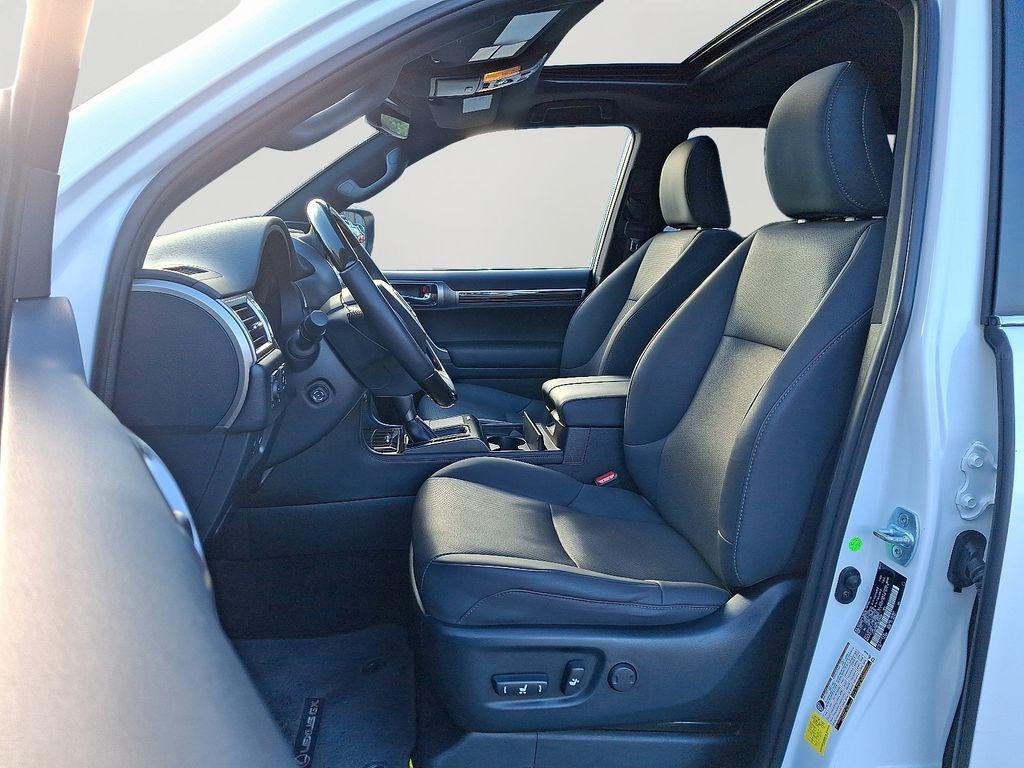 used 2022 Lexus GX 460 car, priced at $45,221