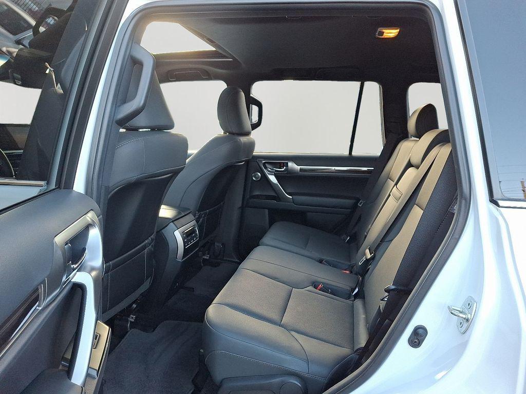 used 2022 Lexus GX 460 car, priced at $45,221