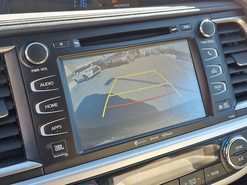 used 2018 Toyota Highlander Hybrid car, priced at $25,600