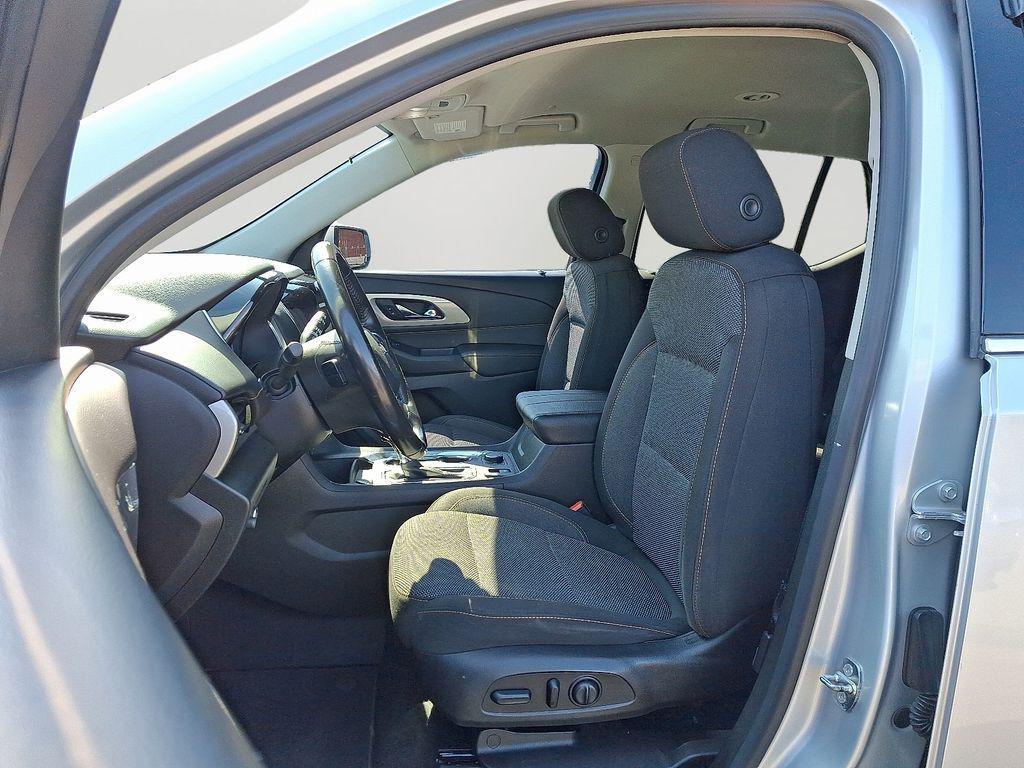 used 2018 Chevrolet Traverse car, priced at $17,990