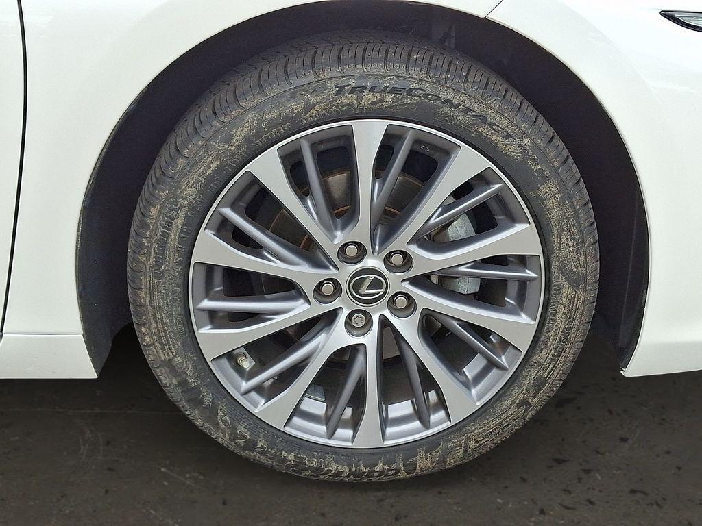 used 2021 Lexus ES 350 car, priced at $35,995