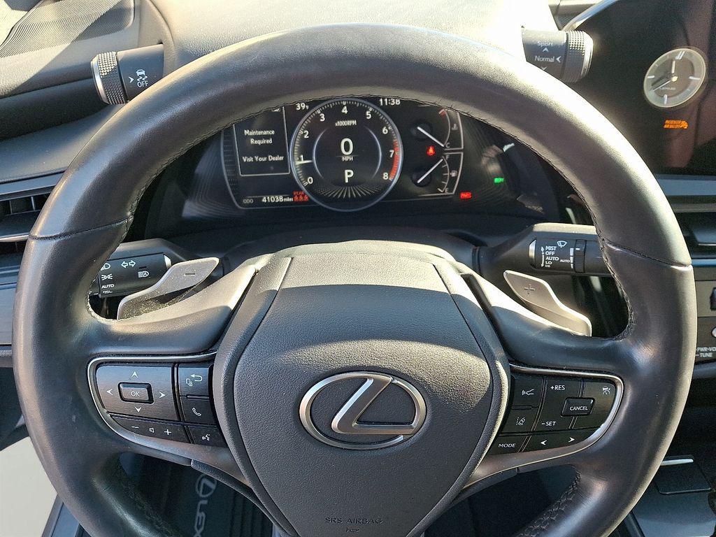 used 2023 Lexus ES 250 car, priced at $30,500