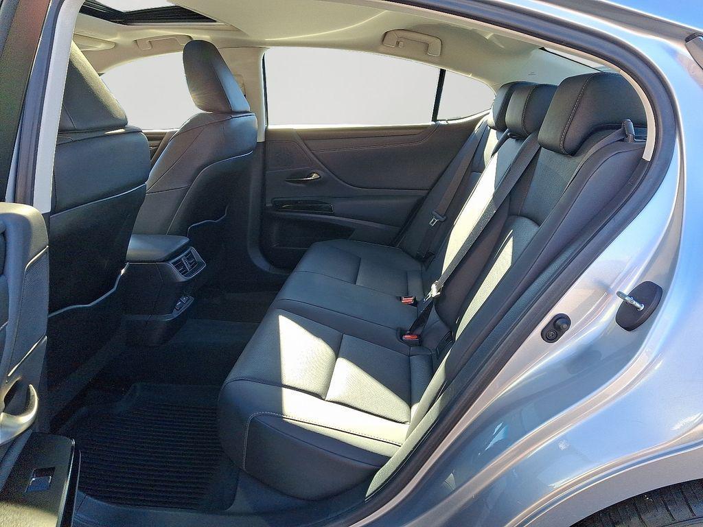 used 2023 Lexus ES 250 car, priced at $29,995