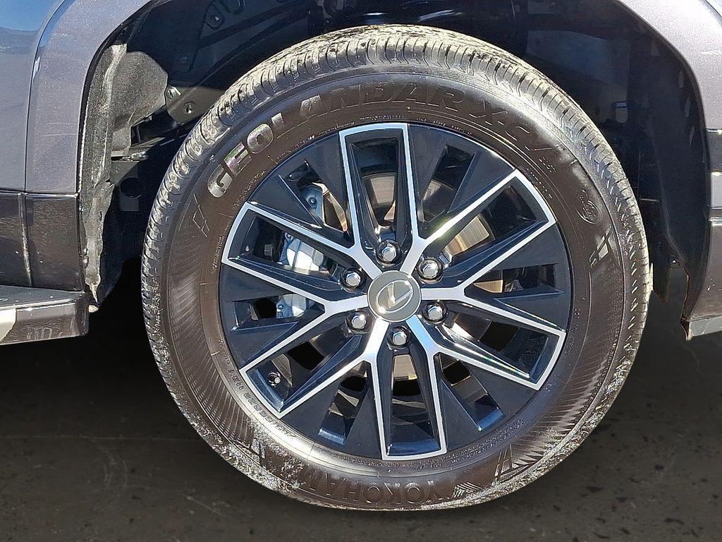 used 2025 Lexus GX 550 car, priced at $78,500