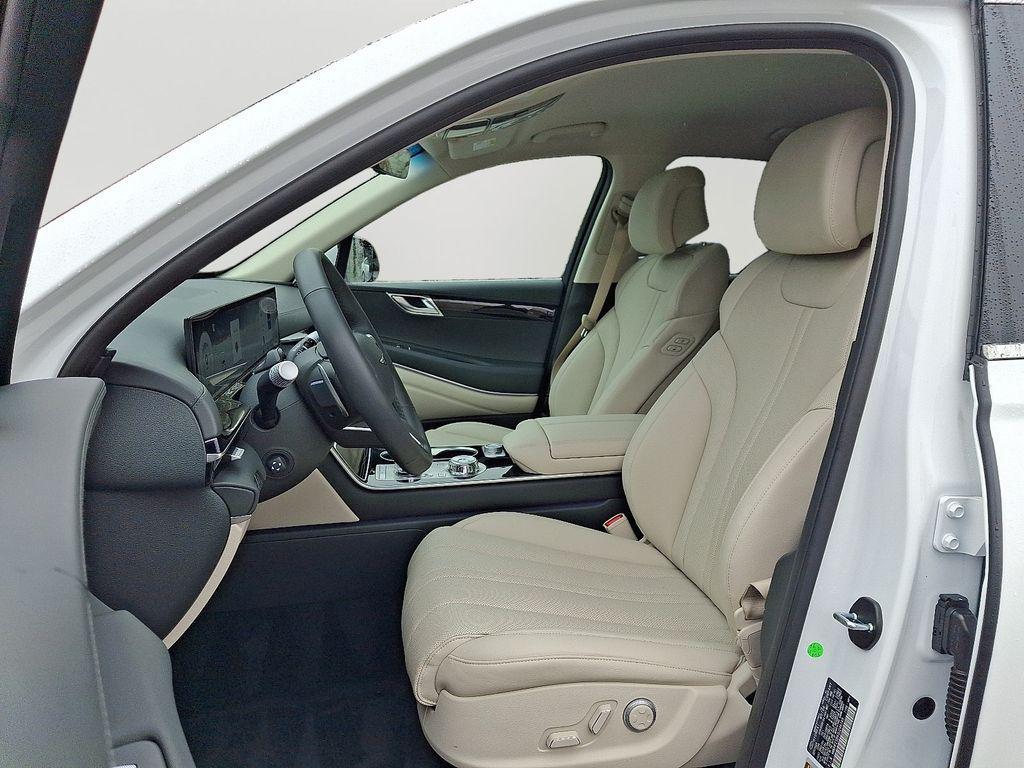 used 2025 Genesis GV80 car, priced at $42,850