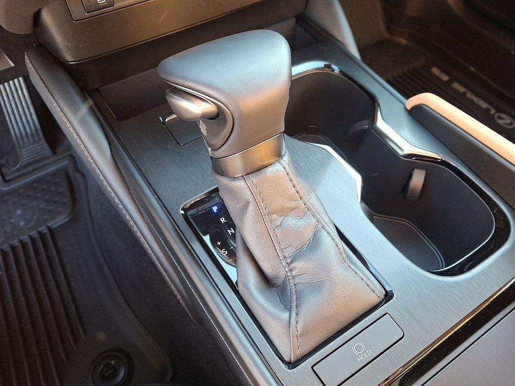 used 2025 Lexus ES 350 car, priced at $44,000