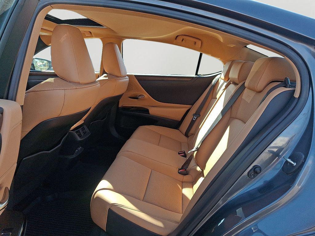 used 2023 Lexus ES 350 car, priced at $34,750