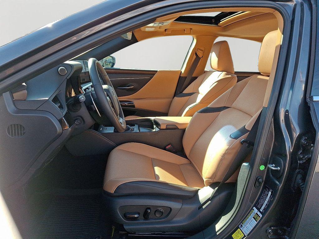 used 2023 Lexus ES 350 car, priced at $34,750
