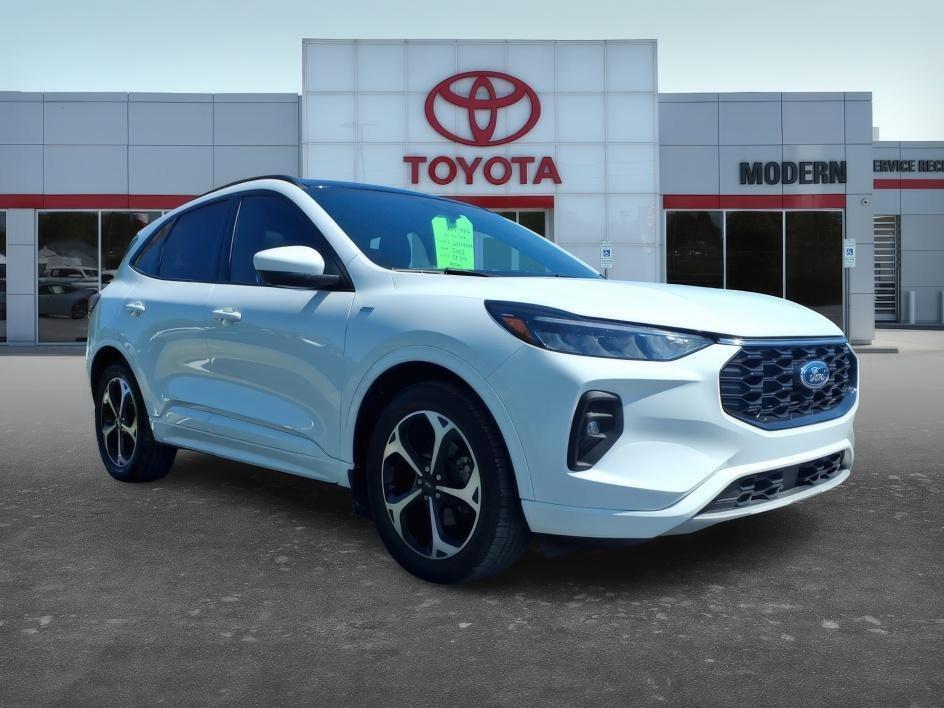 used 2023 Ford Escape car, priced at $24,787