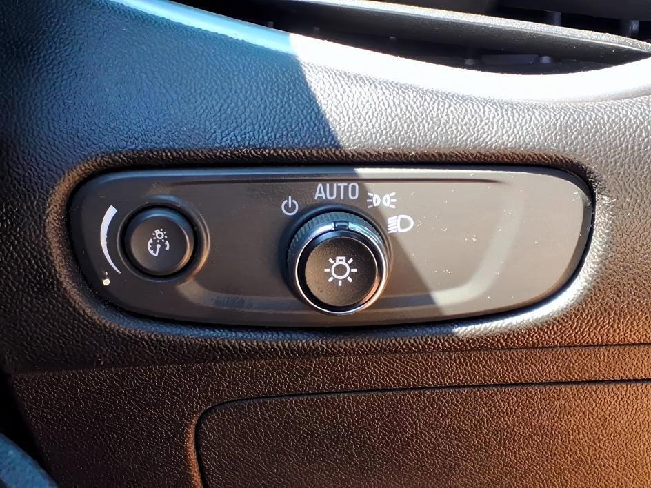 used 2016 Chevrolet Malibu car, priced at $12,797