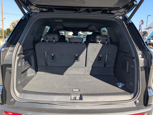 new 2026 Chevrolet Traverse car, priced at $43,460