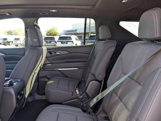 new 2026 Chevrolet Traverse car, priced at $43,460