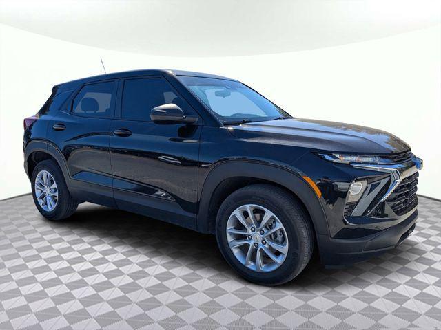 used 2024 Chevrolet TrailBlazer car, priced at $18,147