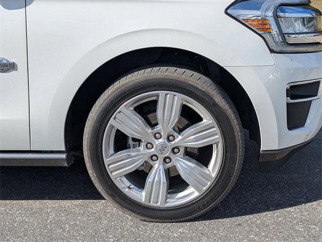 used 2023 Ford Expedition car, priced at $45,986