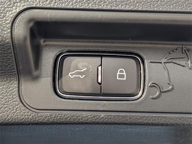 used 2021 Ford Explorer car, priced at $18,971