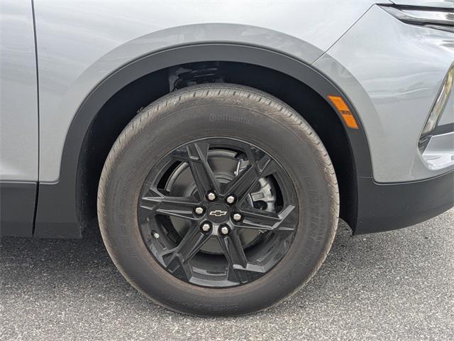 new 2025 Chevrolet Blazer car, priced at $36,820