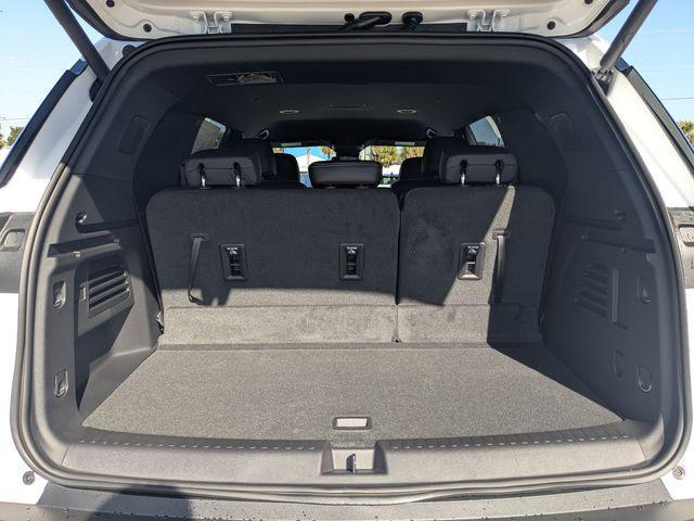 new 2026 Chevrolet Traverse car, priced at $43,735