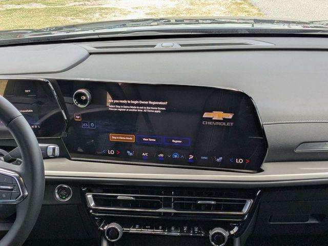 new 2026 Chevrolet Traverse car, priced at $43,345