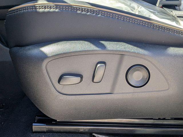 new 2026 Chevrolet Traverse car, priced at $55,330